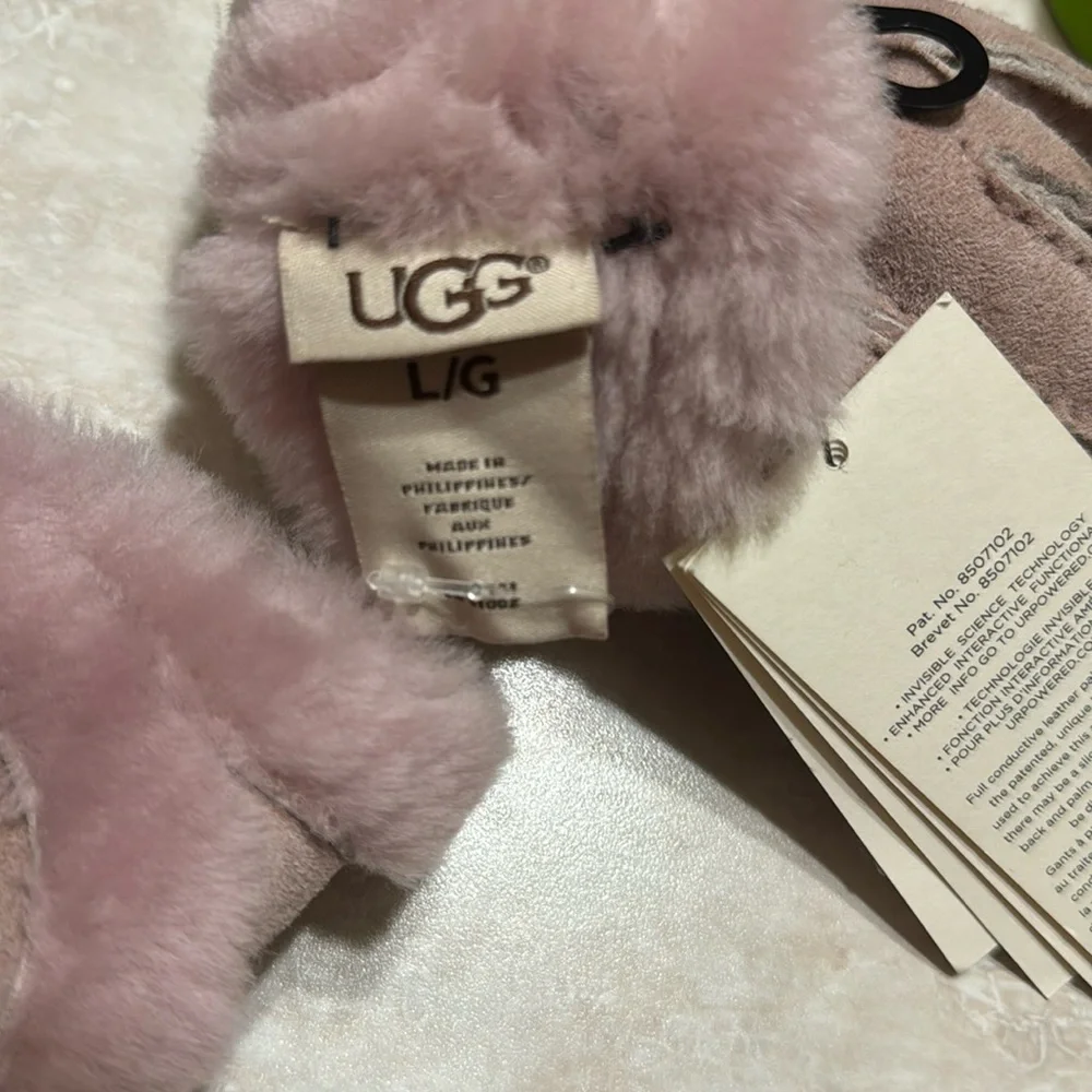 UGG, Sheepskin Exposed Seam Glove, Pink, NEW!!